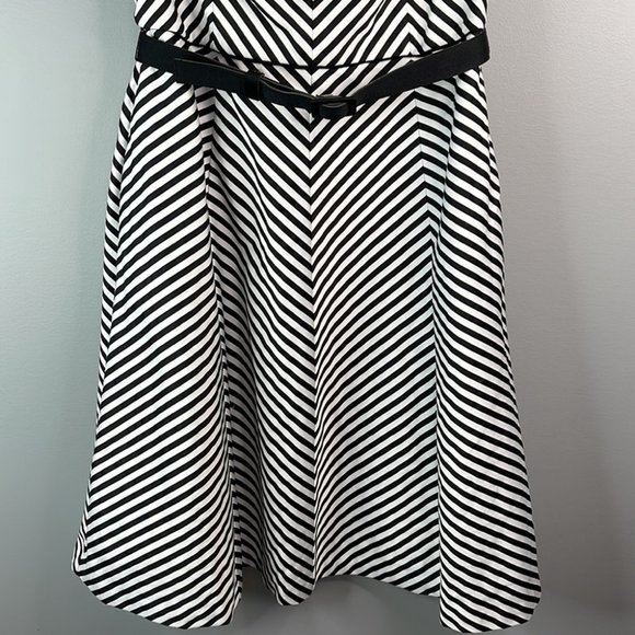 White House Black Market Strapless Halter Dress Black White Stripe Midi Size 10 - Picture 3 of 10